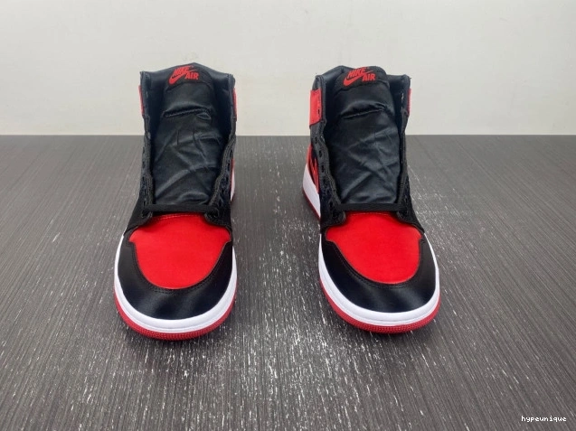 HYPE FD4810-061 Jordan WMNS 1 High Satin Air Bred OG 0709
